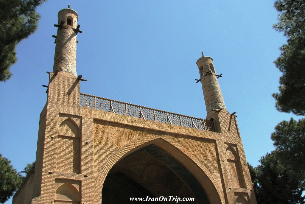Monar Jonban - Isfahan Province