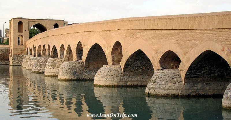 Shahrestan Bridge (Pol-e Shahrestan)