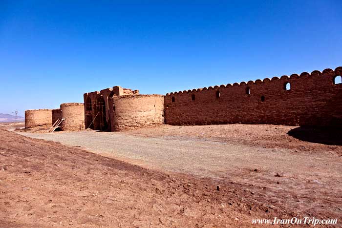 Deyr Gachin Caravansary-Caravansaries of Iran