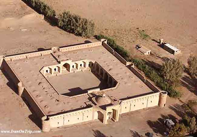 Maranjab Caravansary-Caravansaries of Iran