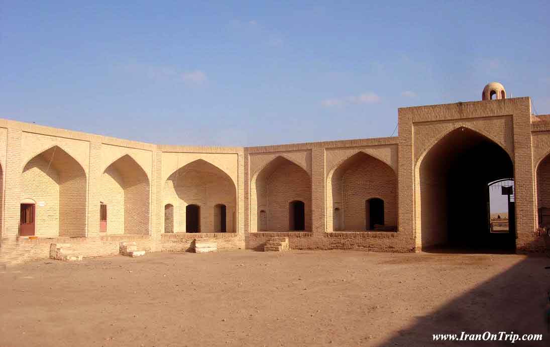 Maranjab Caravansary-Caravansaries of Iran