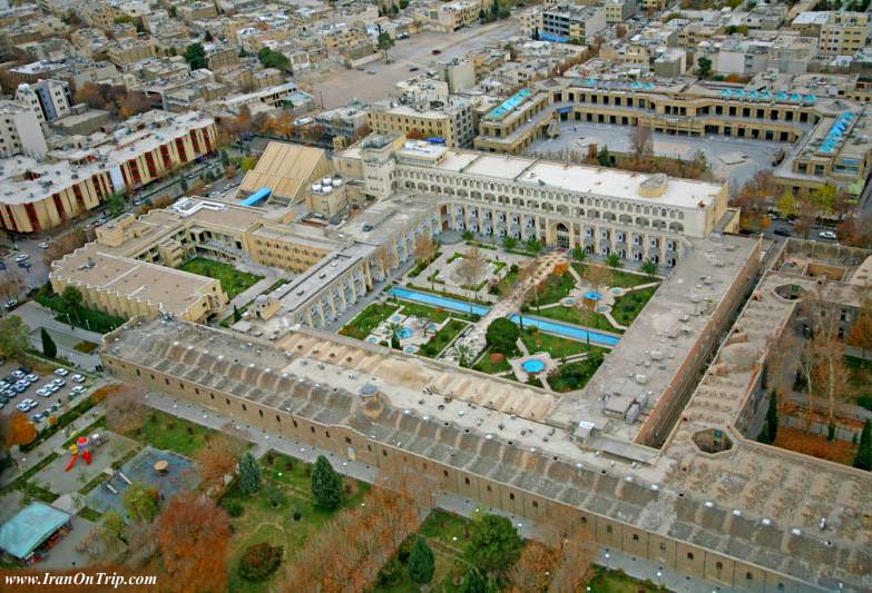 Travel and Caravanserais