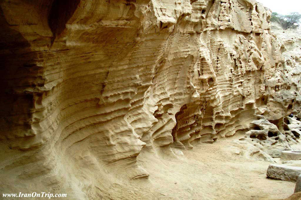 Qeshm Geopark - Chahkooh Canyon - Qeshm Island Geopark - Stars Valley