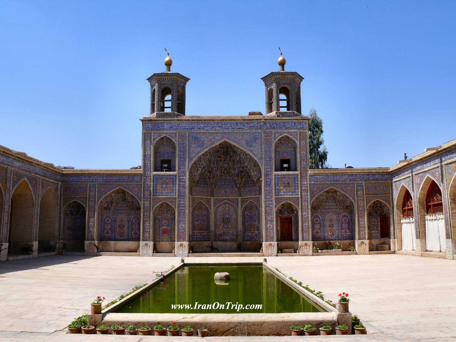 Nasirol Molk Mosque in Shiraz-Historical Mosques of Iran